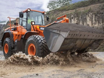 Фронтальный погрузчик Doosan DL450A